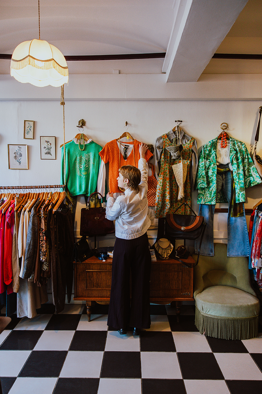 Look vintage